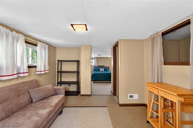 1208 39th Street NW, Canton, OH 44709