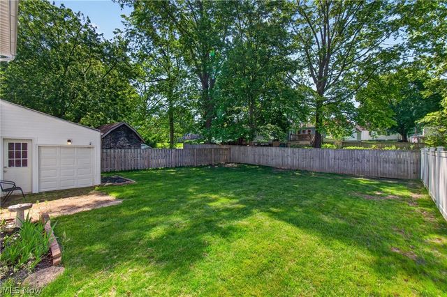 1208 39th Street NW, Canton, OH 44709