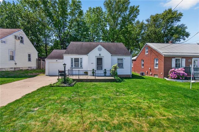 1208 39th Street NW, Canton, OH 44709