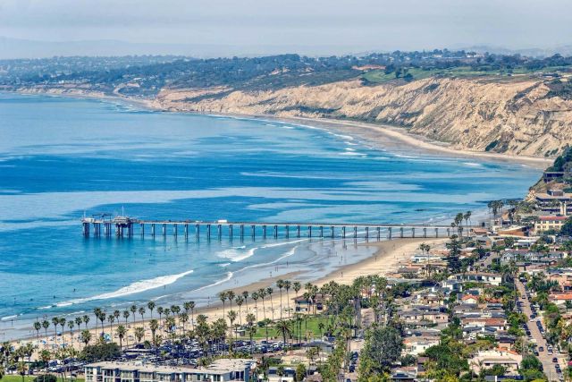 7455 Hillside Dr, La Jolla, CA 92037