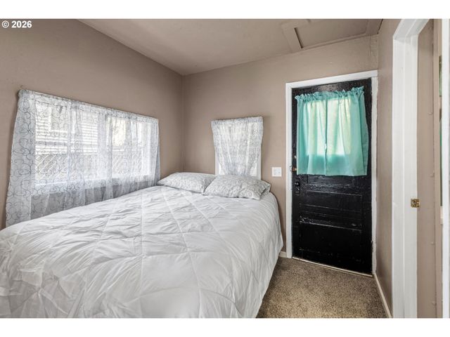 43683 MAIN St, Pendleton, OR 97801