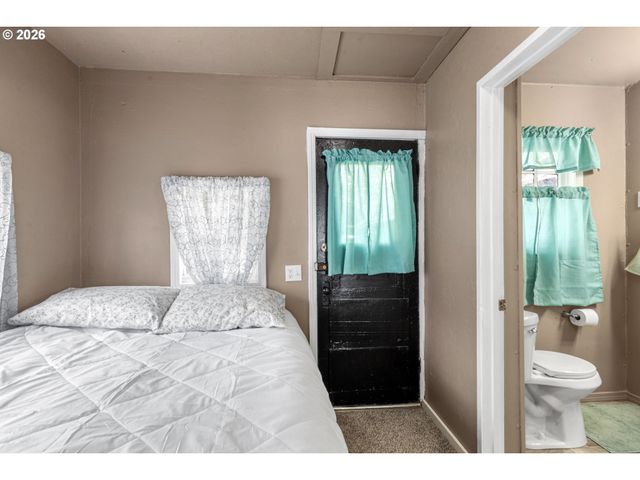 43683 MAIN St, Pendleton, OR 97801