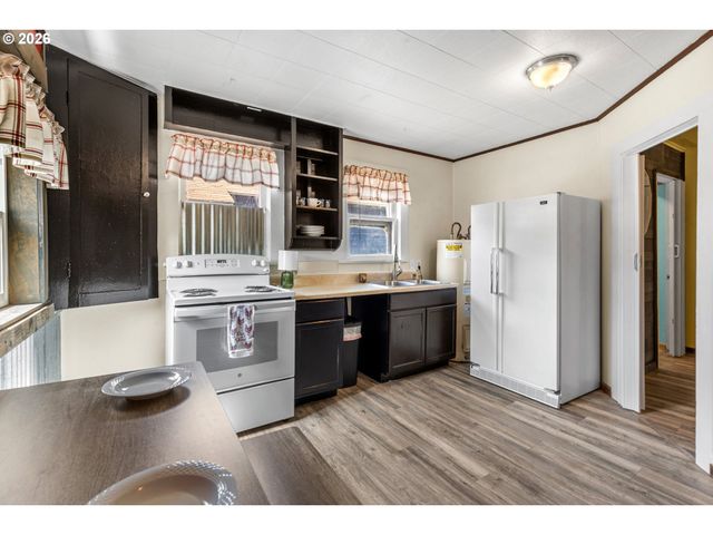 43683 MAIN St, Pendleton, OR 97801