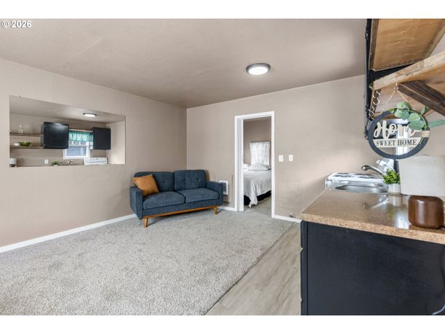 43683 MAIN St, Pendleton, OR 97801