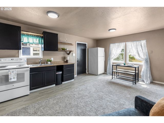 43683 MAIN St, Pendleton, OR 97801