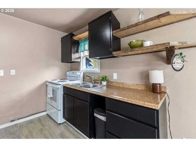 43683 MAIN St, Pendleton, OR 97801
