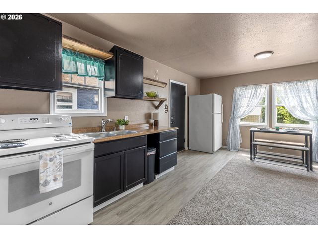 43683 MAIN St, Pendleton, OR 97801