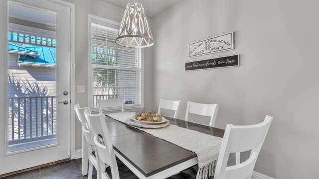 124 Village Boulevard UNIT 825, Santa Rosa Beach, FL 32459