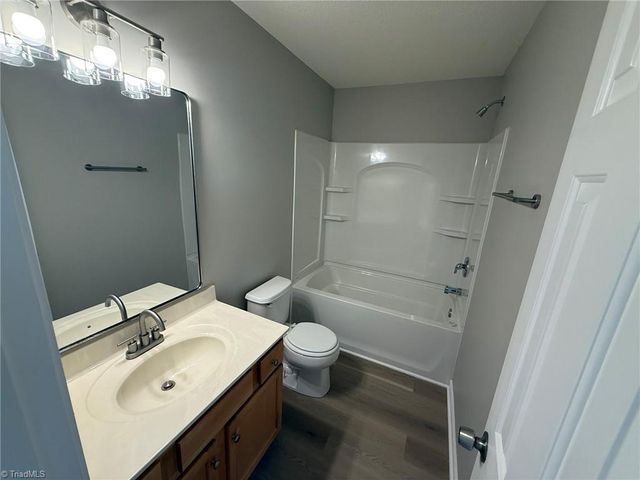 1118 Glory Vine Road, Whitsett, NC 27408