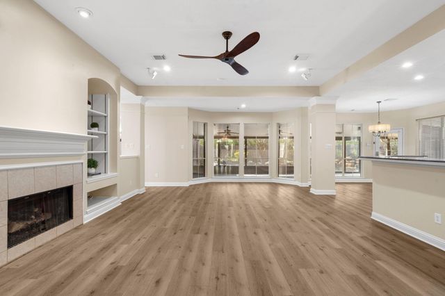 2038 Crisfield Drive, Sugar Land, TX 77479