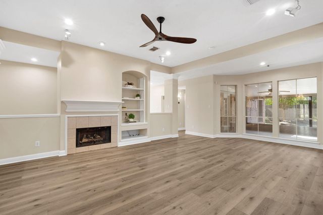 2038 Crisfield Drive, Sugar Land, TX 77479