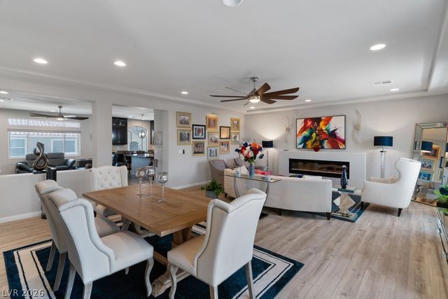 5910 West Haleh Avenue, Las Vegas, NV 89141