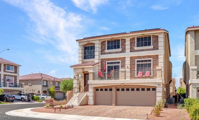 5910 West Haleh Avenue, Las Vegas, NV 89141