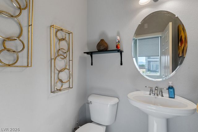 5910 West Haleh Avenue, Las Vegas, NV 89141