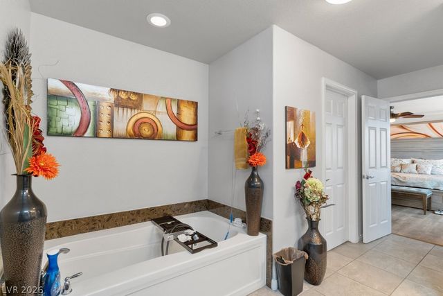 5910 West Haleh Avenue, Las Vegas, NV 89141