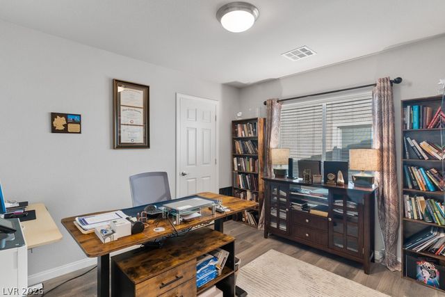 5910 West Haleh Avenue, Las Vegas, NV 89141