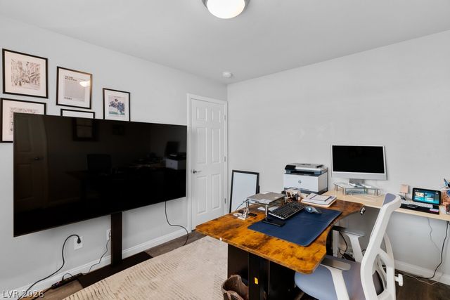 5910 West Haleh Avenue, Las Vegas, NV 89141