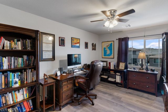 5910 West Haleh Avenue, Las Vegas, NV 89141