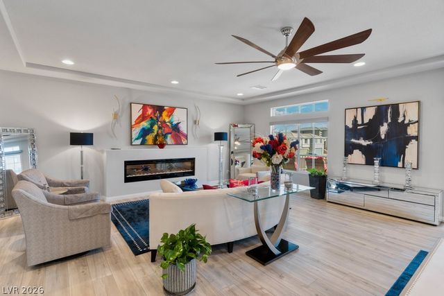 5910 West Haleh Avenue, Las Vegas, NV 89141