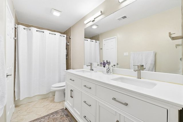 6035 Berry Trail Court, Dallas, TX 75248