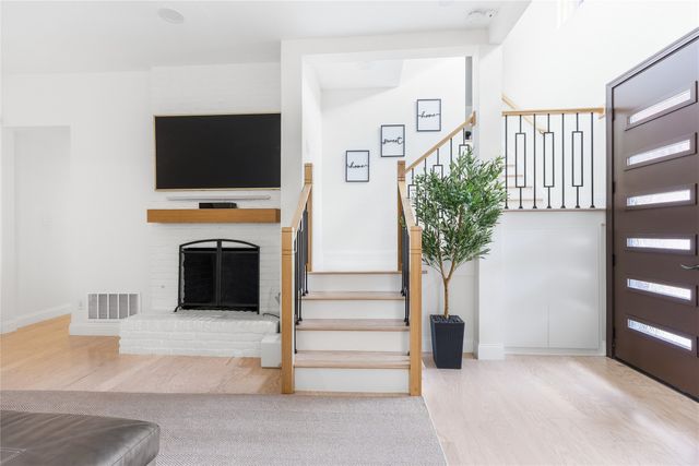 6035 Berry Trail Court, Dallas, TX 75248