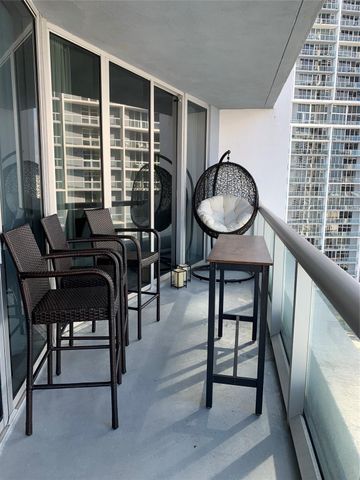 495 Brickell Ave 2308, Miami, FL 33131