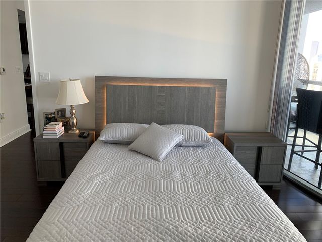 495 Brickell Ave 2308, Miami, FL 33131