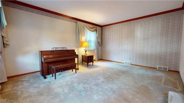 20076 Idlewood Trail, Strongsville, OH 44149