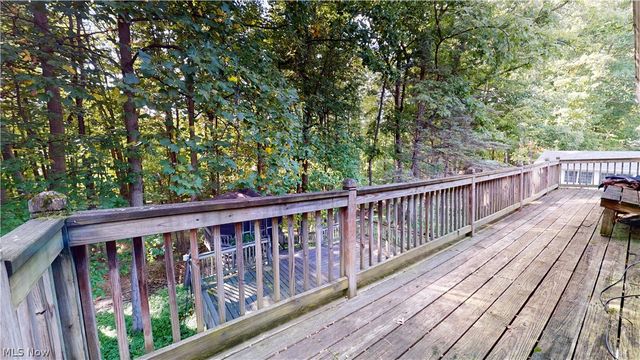 20076 Idlewood Trail, Strongsville, OH 44149