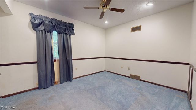 20076 Idlewood Trail, Strongsville, OH 44149
