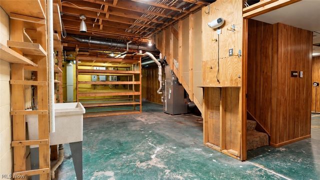 20076 Idlewood Trail, Strongsville, OH 44149