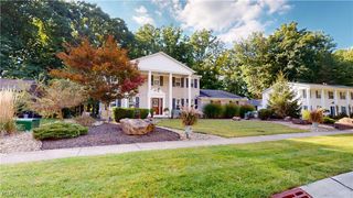20076 Idlewood Trail, Strongsville, OH 44149