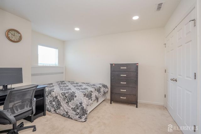 14 Jasmine Drive, Monroe, NJ 08831