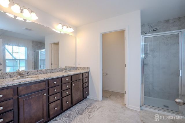 14 Jasmine Drive, Monroe, NJ 08831