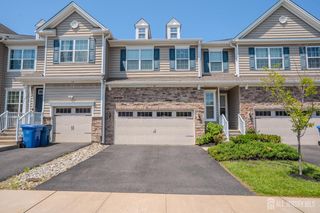 14 Jasmine Drive, Monroe, NJ 08831