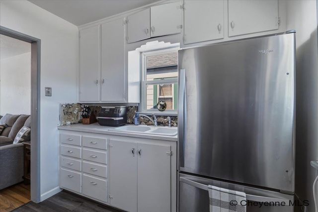 713 W 25TH ST, Cheyenne, WY 82001
