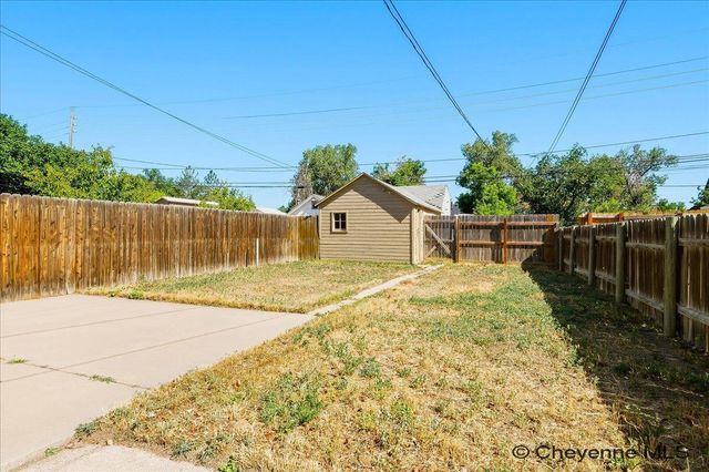 713 W 25TH ST, Cheyenne, WY 82001