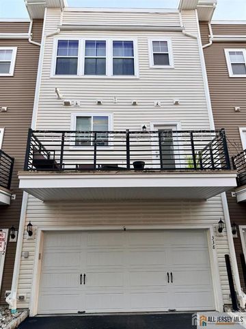 338 South Drive, North Brunswick, NJ 08902