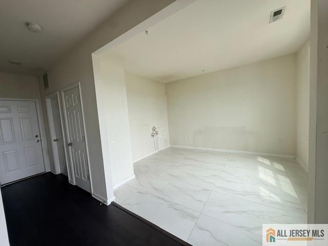 338 South Drive, North Brunswick, NJ 08902