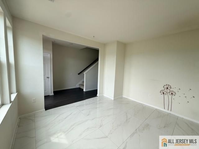338 South Drive, North Brunswick, NJ 08902
