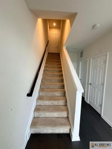 338 South Drive, North Brunswick, NJ 08902