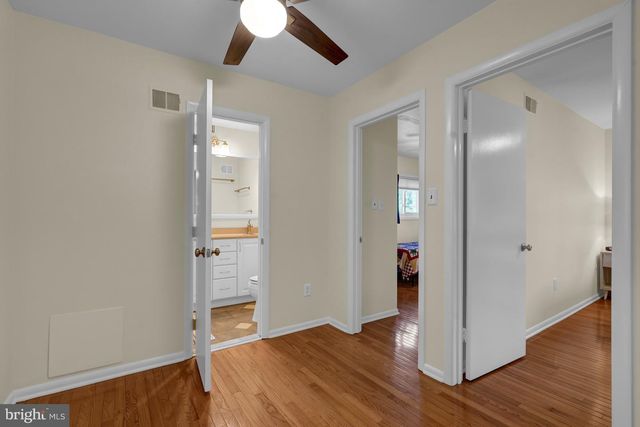 8700 LINTON LN, Alexandria, VA 22308