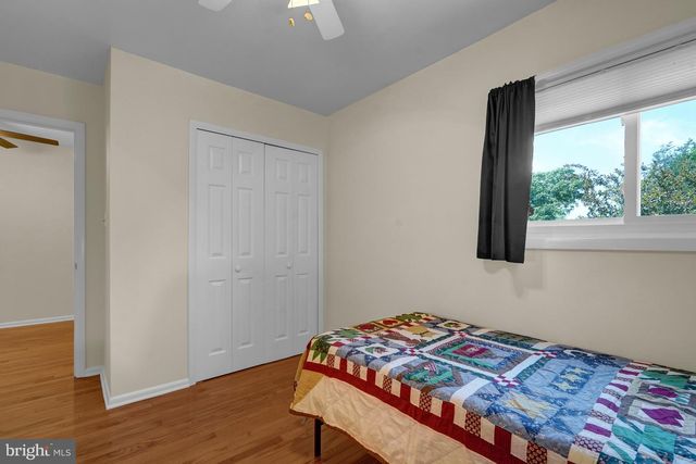 8700 LINTON LN, Alexandria, VA 22308