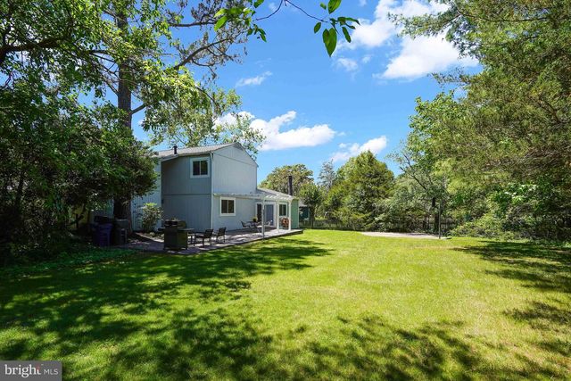 8700 LINTON LN, Alexandria, VA 22308