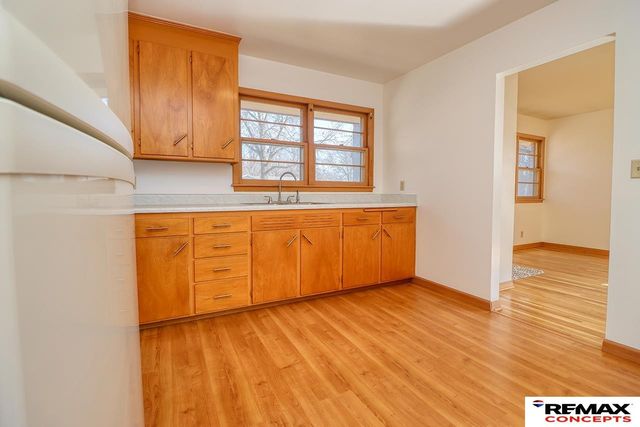 601 Skyway Road, Lincoln, NE 68505