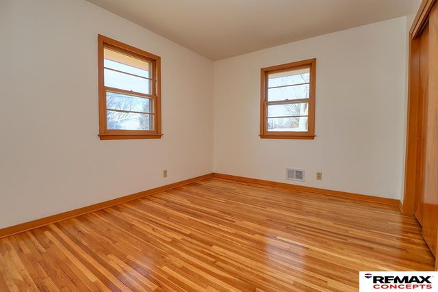 601 Skyway Road, Lincoln, NE 68505