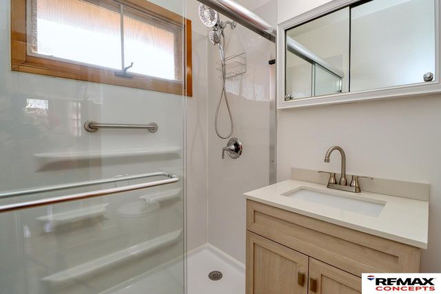 601 Skyway Road, Lincoln, NE 68505