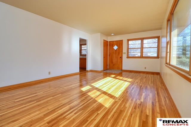 601 Skyway Road, Lincoln, NE 68505