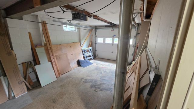 232 Zelmar Street, Waterloo, IA 50701