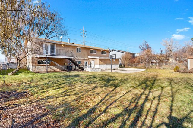 3690 N CANYON RD, Provo, UT 84604